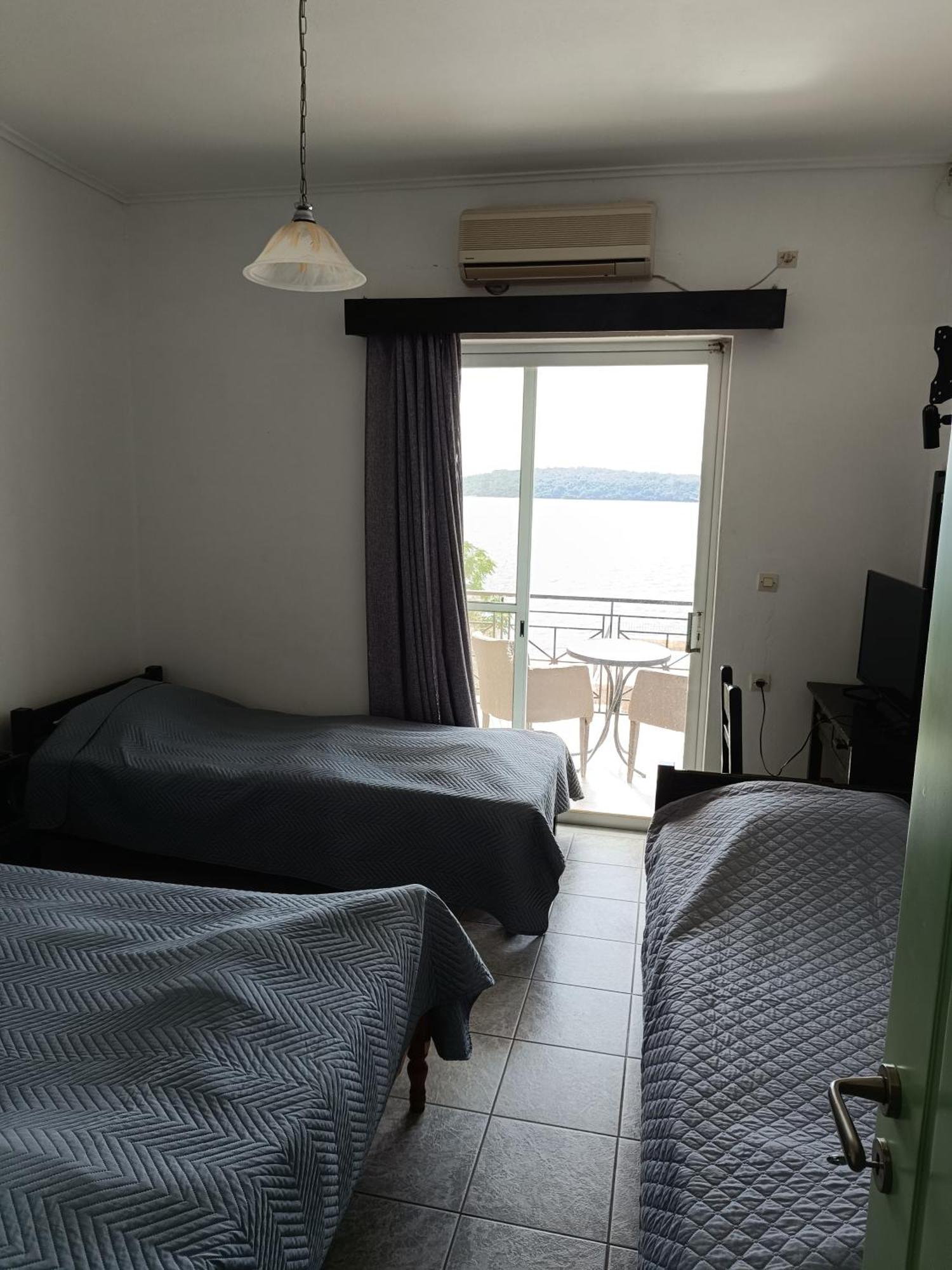 Sailors Apartments Perigiali Nydri (Lefkada) Exterior photo