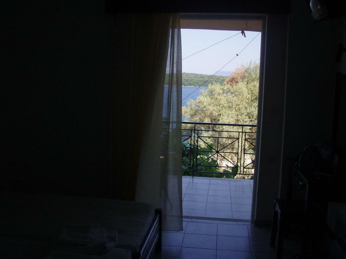 Sailors Apartments Perigiali Nydri (Lefkada) Exterior photo
